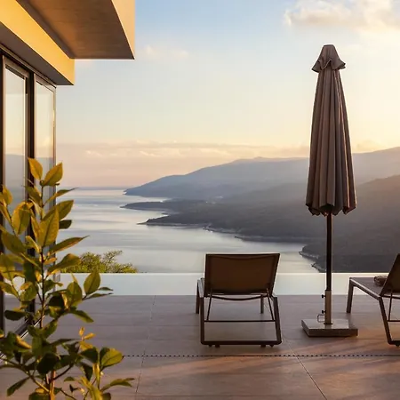 Saturea Villa *